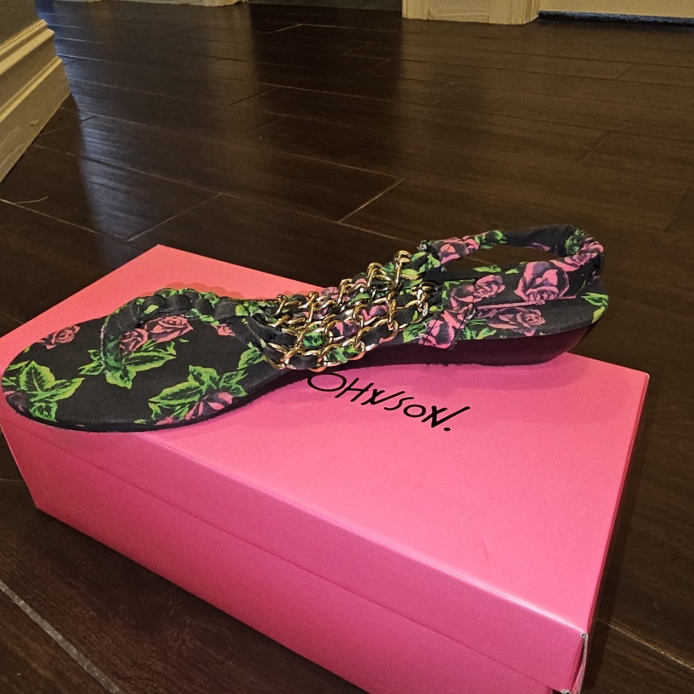 Betsey Johnson sandals